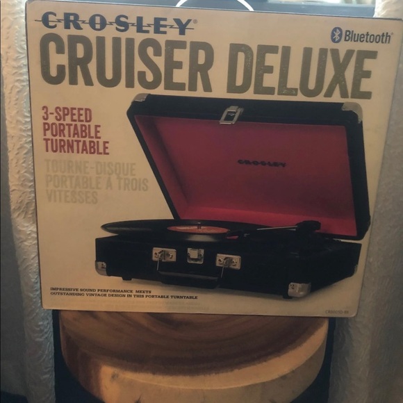 Crosley Cruiser Deluxe - Picture 2 of 4